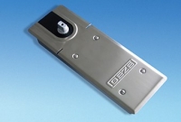 GEZE TS 500N EN3 - Samozamykacz podłogowy do drzwi przymykowych i wahadłowych